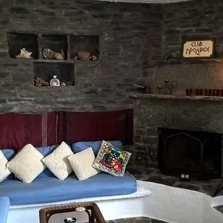 Traditional Village House In Kea Lantställe *