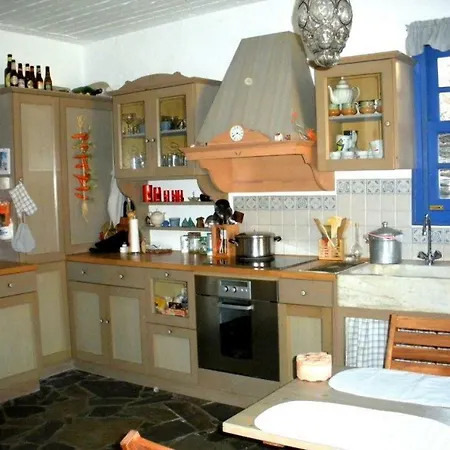 Traditional Village House In Kea *