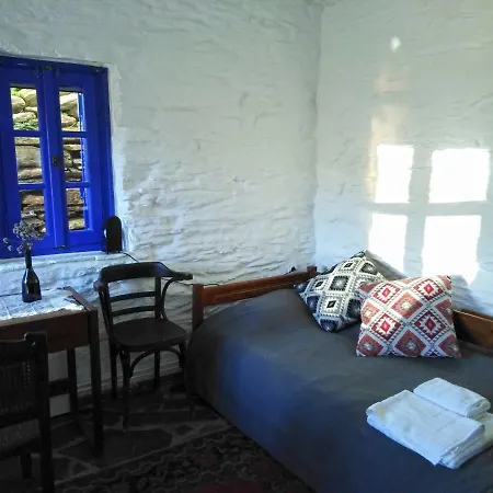 Traditional Village House In Kea * Milopótamos